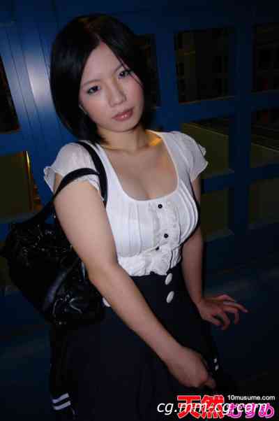10musume 2011.12.20 天然素人 グラサン取った18才にフル勃起! 本山由衣