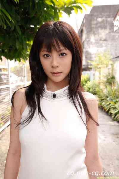 DGC 2011.11 - No.985 Nana Aida (愛田奈々)