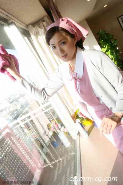 women inside 101c_mayuko