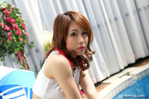 women inside 106c_saori