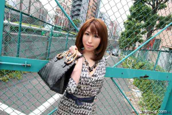 women inside 118tomoko