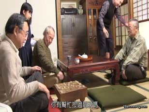 VANDR-114-[中文]在課外義工活動時照護老人的國中生